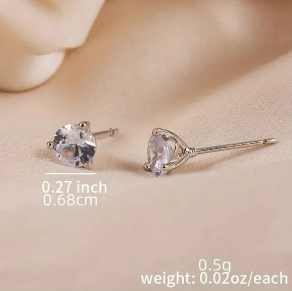 Sparkling Zircon Stud 925 Silver Plated copper earrings. GOLD OR SILVER - Picture 4 of 6